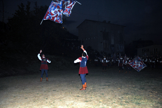 Esibizione sbandieratori e musici in onore di Santa Colomba.