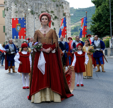 La Dama parte per il Corteo Storico.